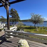 10 Person In * Årnes