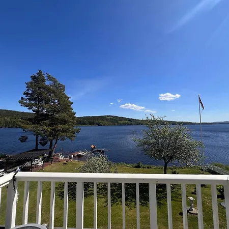 10 Person In Feriehus Årnes